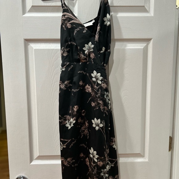 💗💗💗NWT 💗💗💗ASTR The Label floral wrap dress satin like XS - Picture 7 of 7